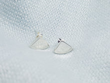 Sterling silver "piece of pie" stud earring