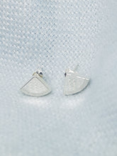 Sterling silver "piece of pie" stud earring