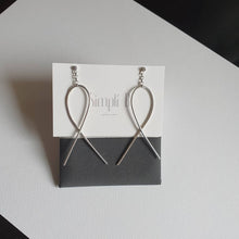 925 sterling silver chain & twist drop earrings